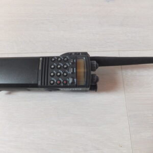 Standard C-568 ist ein Handfunkgerät für VHF/UHF